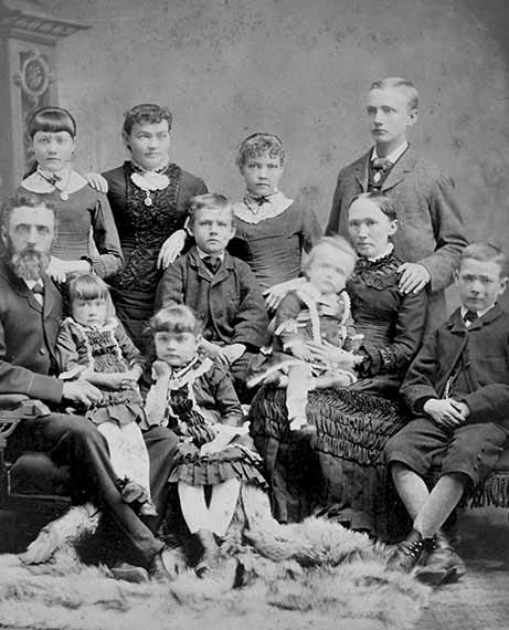 Vintage Late 1800's Family Of Eleven Professional Studio Portrait Photograph Nine Children Surrounding Father Mother Sitting